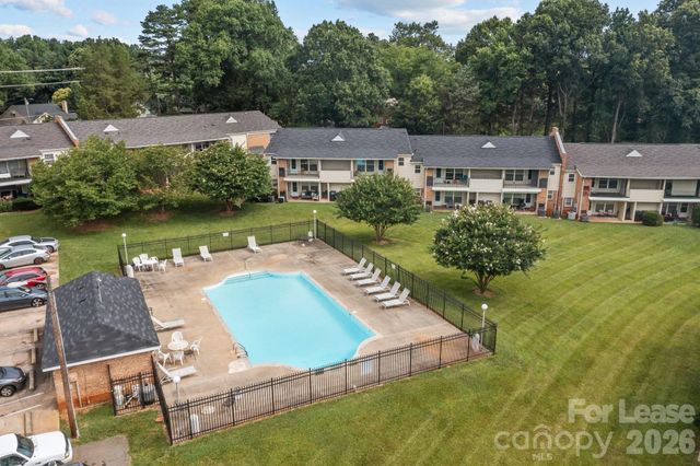 4605 Coronado Drive Q, Charlotte, NC 28212