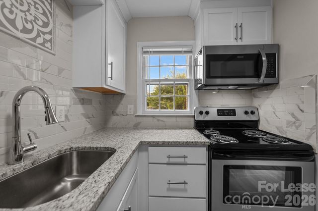4605 Coronado Drive Q, Charlotte, NC 28212