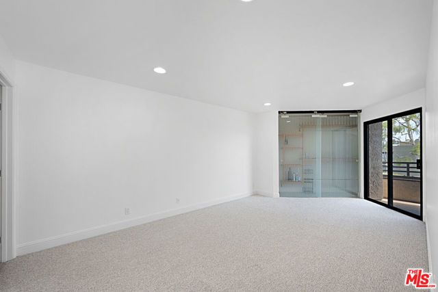 4589 Via Marisol 267, Los Angeles, CA 90042