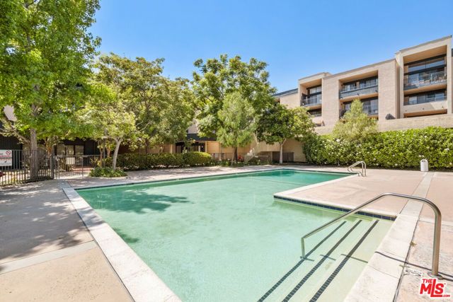 4589 Via Marisol 267, Los Angeles, CA 90042