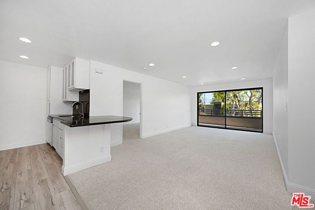 4589 Via Marisol 267, Los Angeles, CA 90042