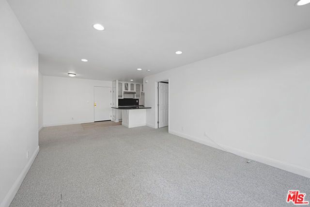 4589 Via Marisol 267, Los Angeles, CA 90042