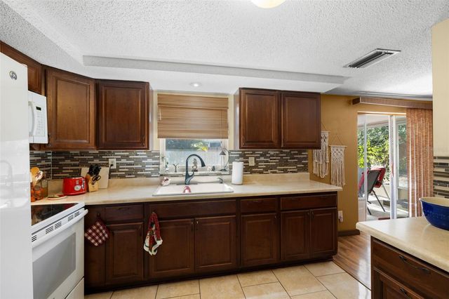 6432 JUNIPER ROAD, Port Richey, FL 34668