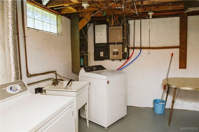 3021 Kirschner Parkway, Hamburg, NY 14075
