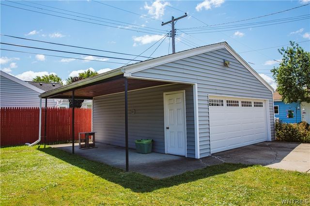 3021 Kirschner Parkway, Hamburg, NY 14075