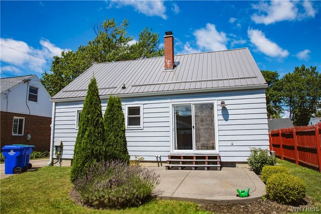 3021 Kirschner Parkway, Hamburg, NY 14075