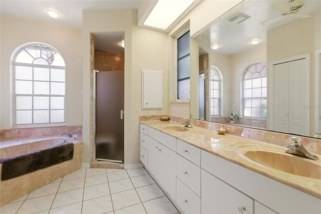 4544 LONGSPUR LANE, Sarasota, FL 34238