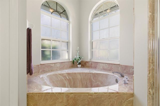 4544 LONGSPUR LANE, Sarasota, FL 34238