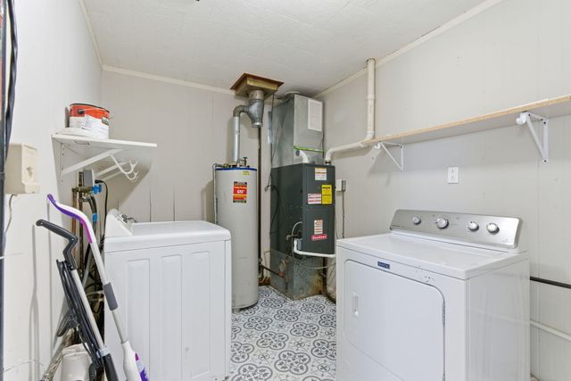 202 Northview Drive, Valparaiso, IN 46383