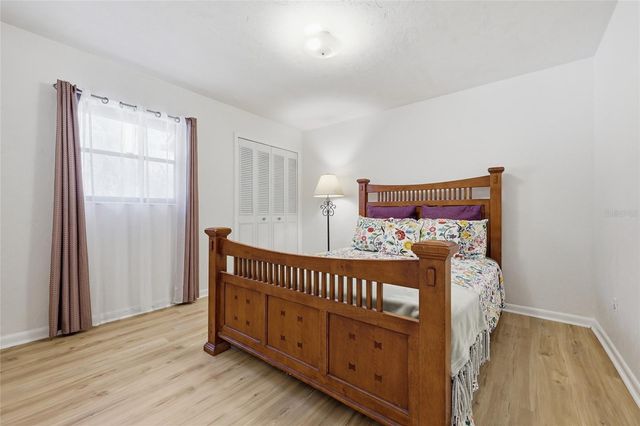 6526 NW 33RD TERRACE, Gainesville, FL 32653