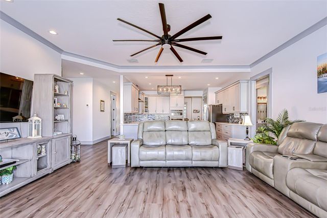 1511 ORACLE DRIVE, Sun City Center, FL 33573