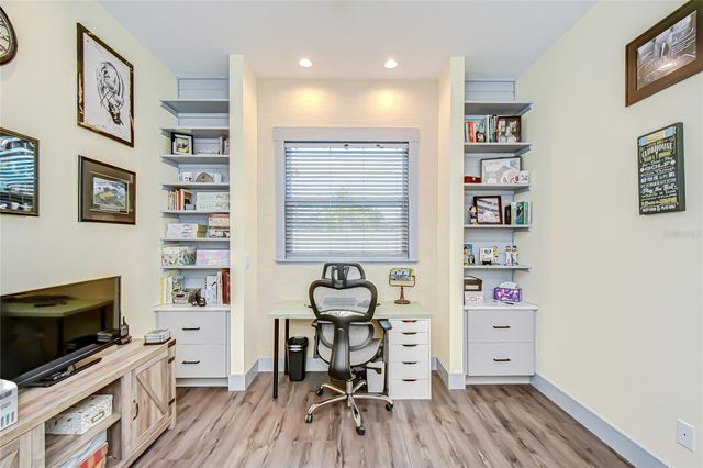 1511 ORACLE DRIVE, Sun City Center, FL 33573