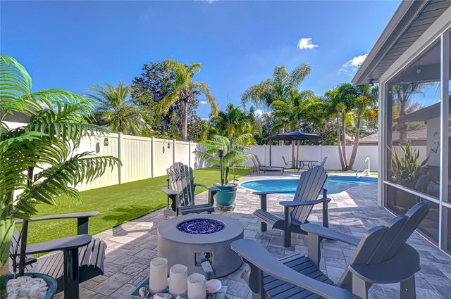 1511 ORACLE DRIVE, Sun City Center, FL 33573