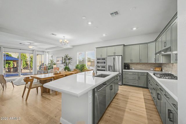 23011 E ARROWHEAD Trail, Queen Creek, AZ 85142