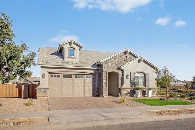 23011 E ARROWHEAD Trail, Queen Creek, AZ 85142