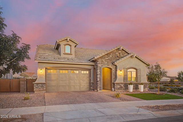 23011 E ARROWHEAD Trail, Queen Creek, AZ 85142