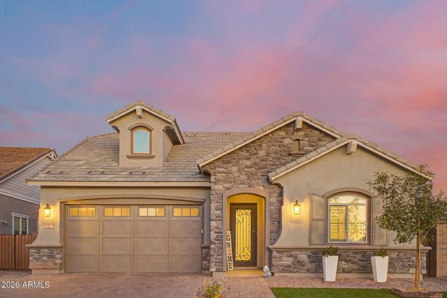 23011 E ARROWHEAD Trail, Queen Creek, AZ 85142