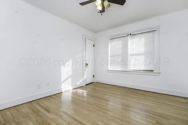 501 N Houston Street, Shamrock, TX 79079