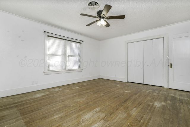 501 N Houston Street, Shamrock, TX 79079