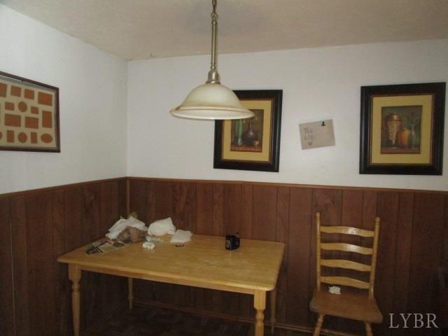 902 Ainsley Street, Martinsville, VA 24112