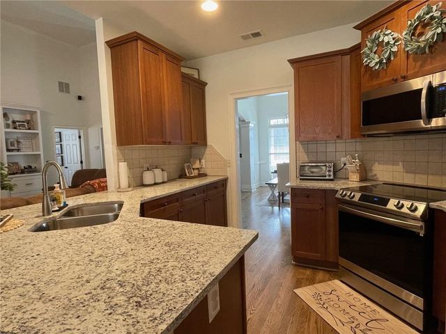 33 Heartwood SW Drive, Cartersville, GA 30120