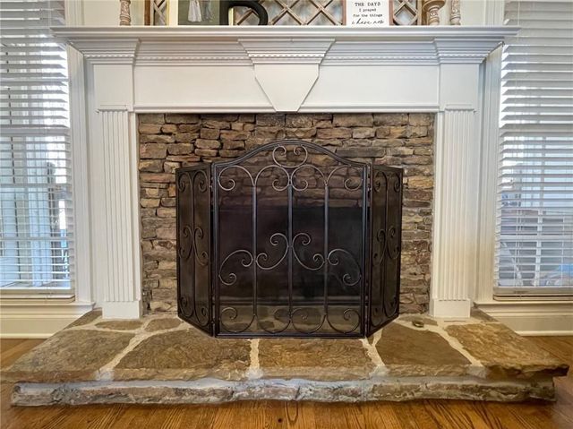 33 Heartwood SW Drive, Cartersville, GA 30120