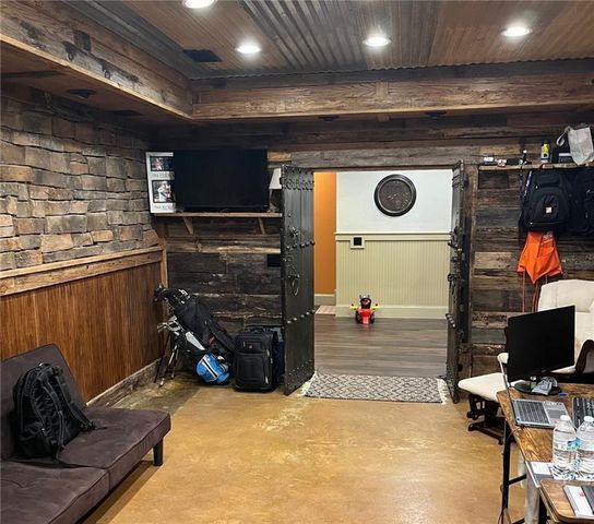 33 Heartwood SW Drive, Cartersville, GA 30120