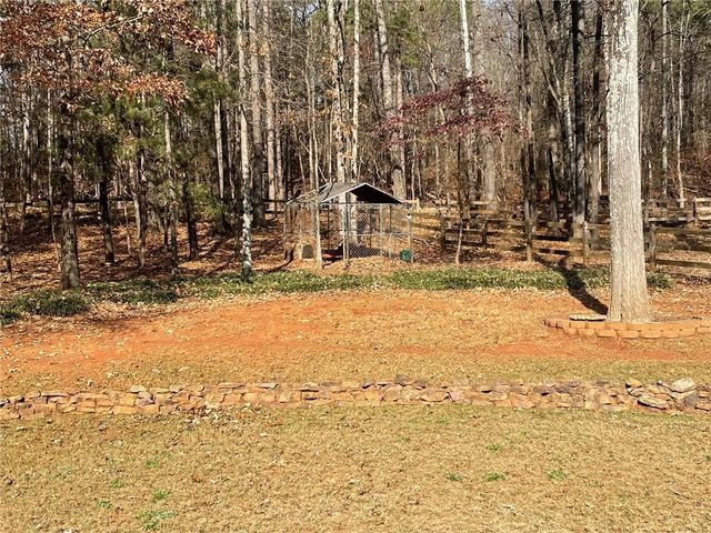 33 Heartwood SW Drive, Cartersville, GA 30120