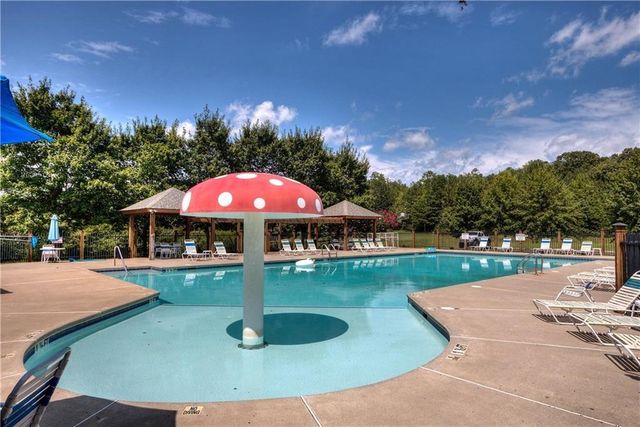 33 Heartwood SW Drive, Cartersville, GA 30120