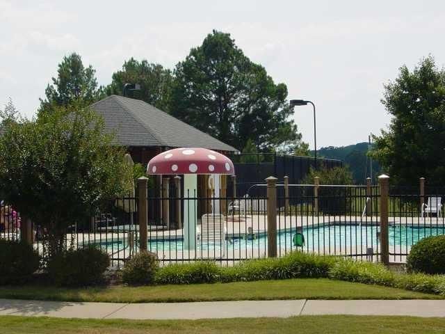 33 Heartwood SW Drive, Cartersville, GA 30120