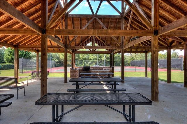 33 Heartwood SW Drive, Cartersville, GA 30120