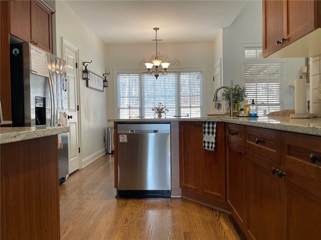 33 Heartwood SW Drive, Cartersville, GA 30120