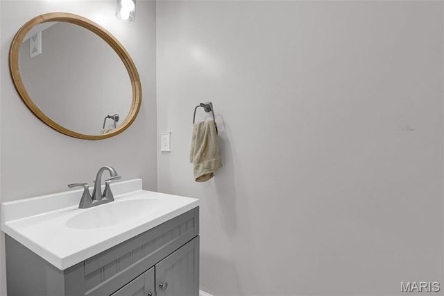 1111 Allen Avenue, St Louis, MO 63104