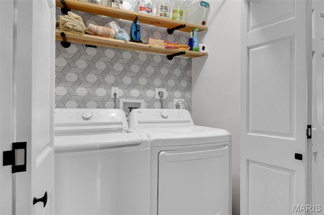 1111 Allen Avenue, St Louis, MO 63104