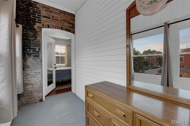 1111 Allen Avenue, St Louis, MO 63104