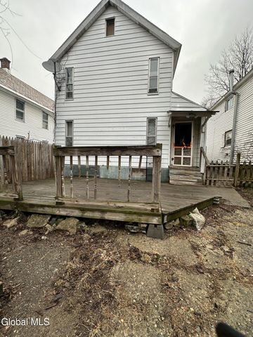 818 Cutler Street, Schenectady, NY 12303