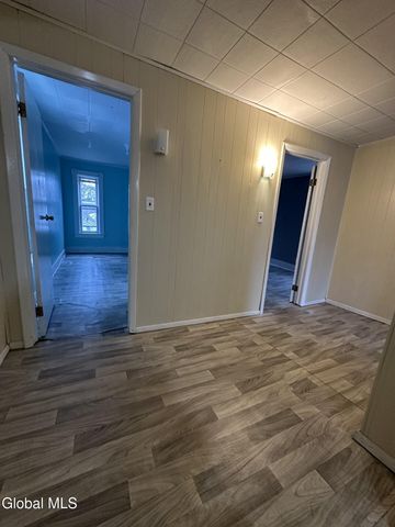 818 Cutler Street, Schenectady, NY 12303