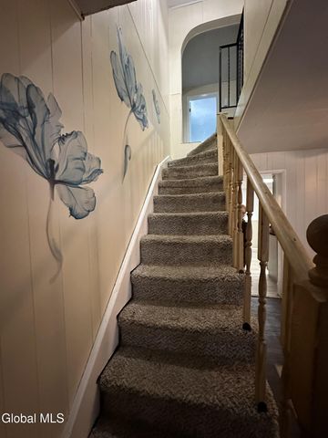 818 Cutler Street, Schenectady, NY 12303