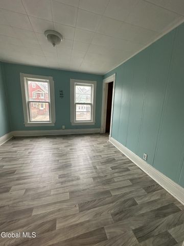 818 Cutler Street, Schenectady, NY 12303