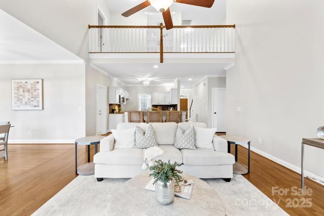 126 Lake Spring Loop, Mooresville, NC 28117