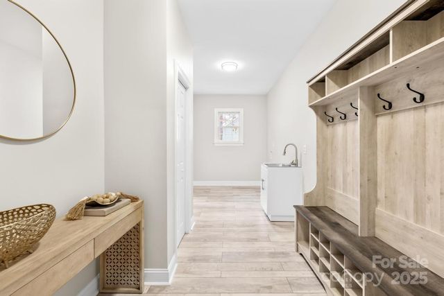 126 Lake Spring Loop, Mooresville, NC 28117