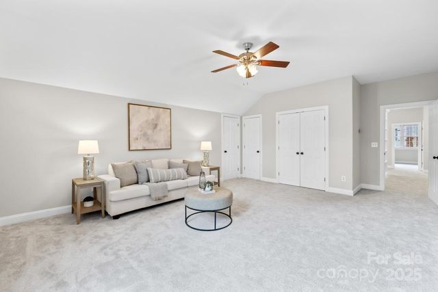 126 Lake Spring Loop, Mooresville, NC 28117