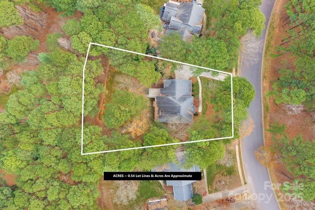 126 Lake Spring Loop, Mooresville, NC 28117