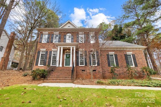 126 Lake Spring Loop, Mooresville, NC 28117