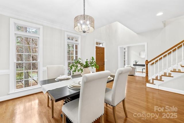 126 Lake Spring Loop, Mooresville, NC 28117