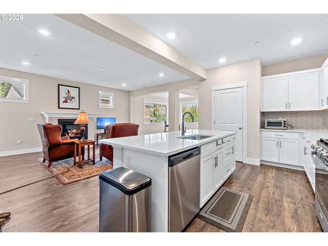 11074 Sw STOCKHOLM Dr, Wilsonville, OR 97070