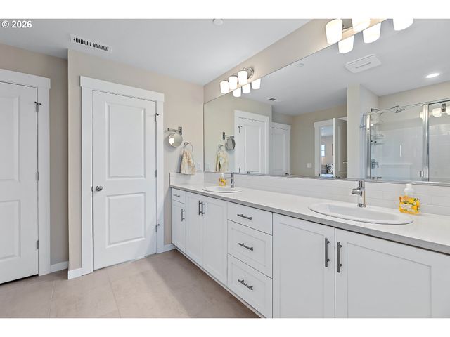 11074 Sw STOCKHOLM Dr, Wilsonville, OR 97070