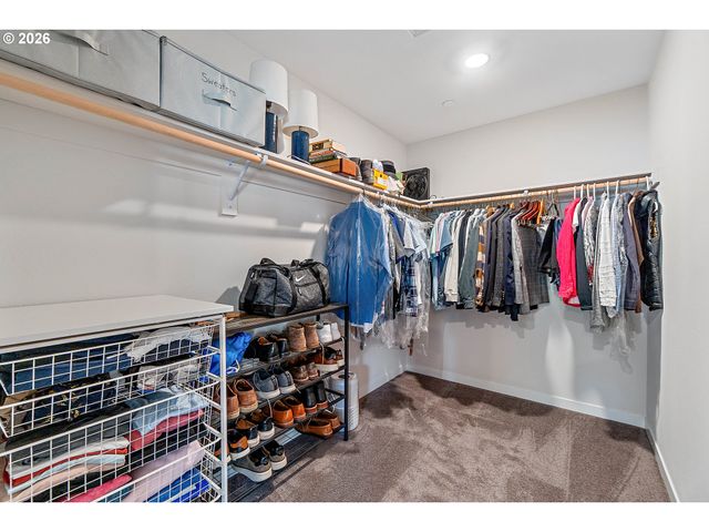 11074 Sw STOCKHOLM Dr, Wilsonville, OR 97070