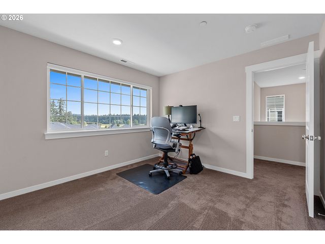 11074 Sw STOCKHOLM Dr, Wilsonville, OR 97070