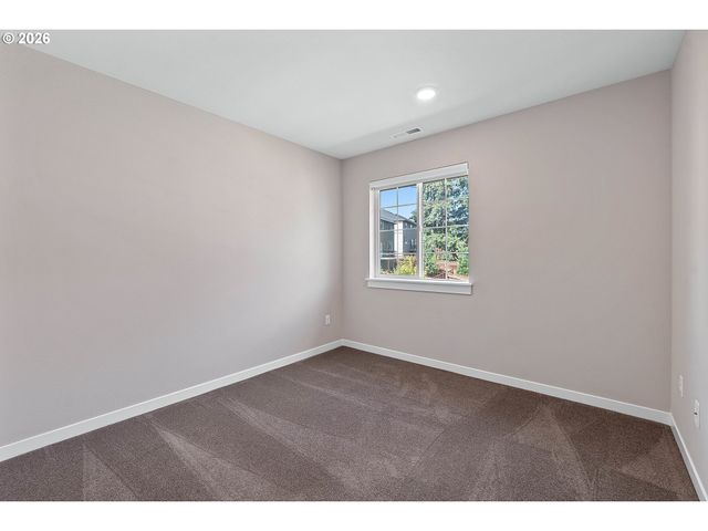 11074 Sw STOCKHOLM Dr, Wilsonville, OR 97070